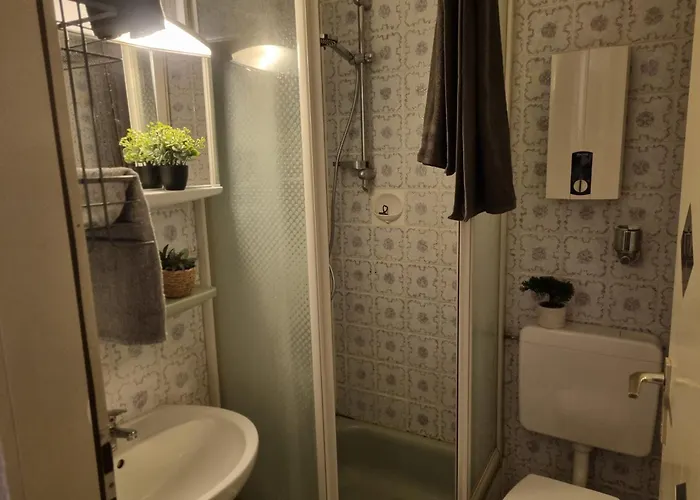 Apartment Deluxe With Balcony And View *